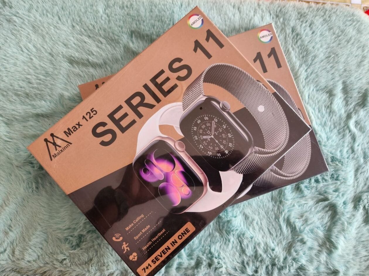 Maixinn Max 125 Series 11 Smartwatch with 7 Straps