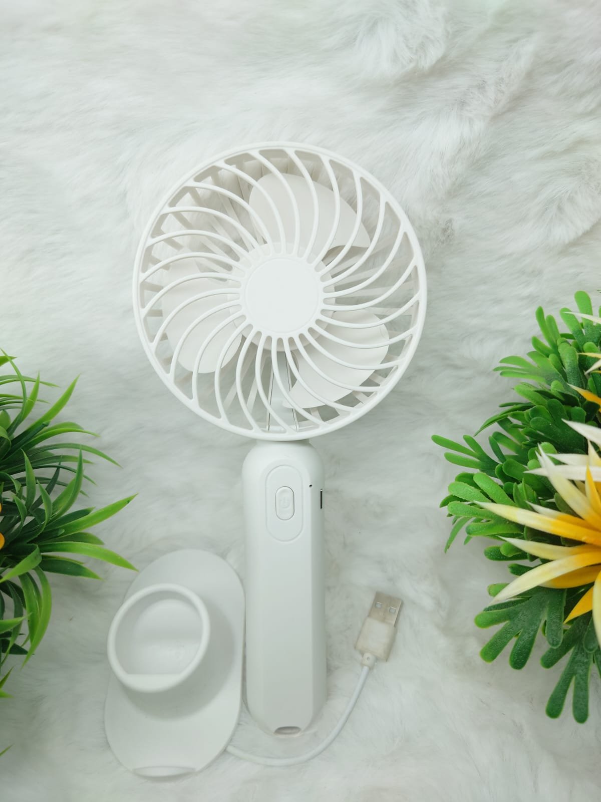Ultra-Compact Pocket Mini Fan